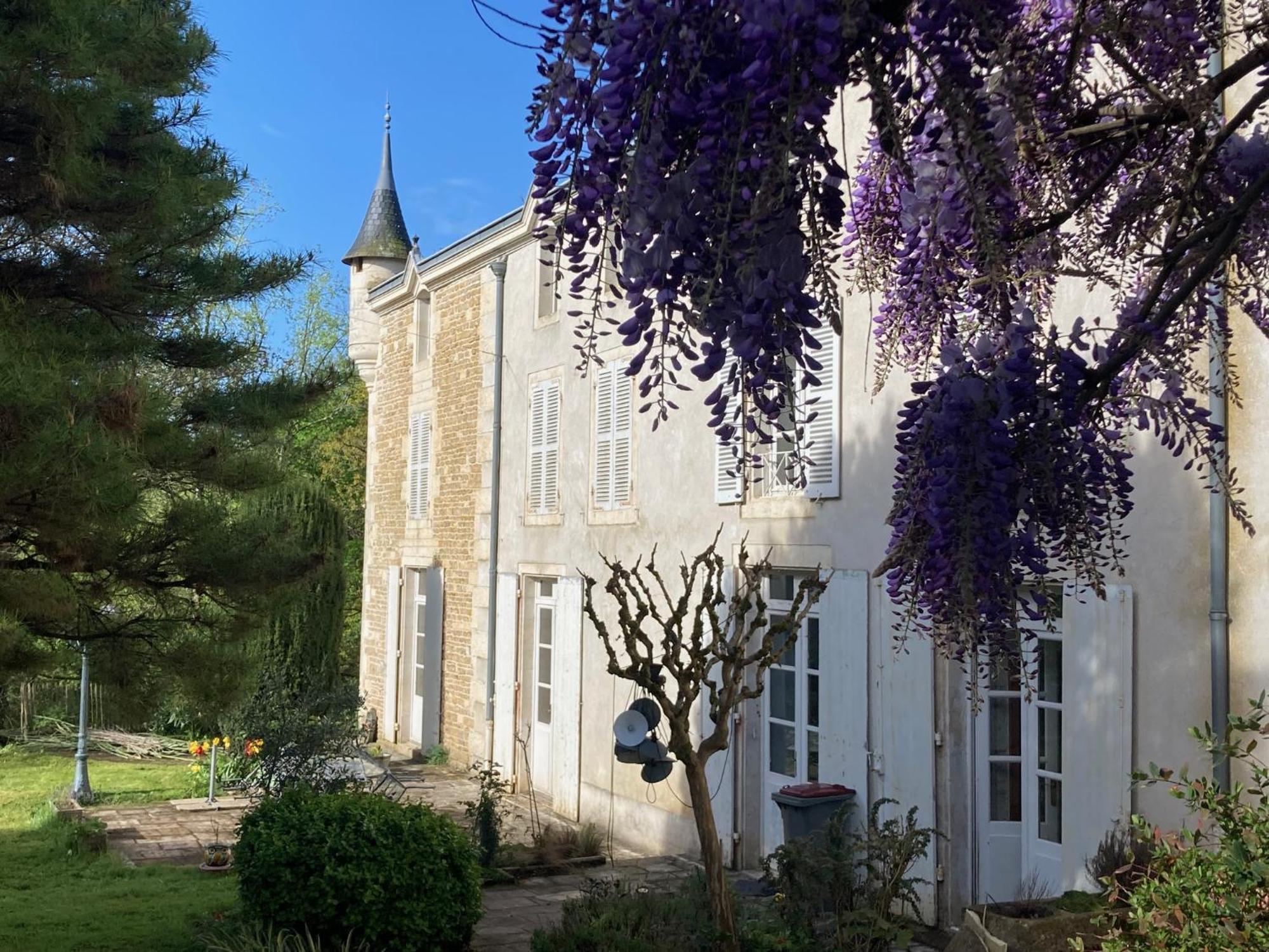 Mazette! Le Chateau Niort Exteriér fotografie